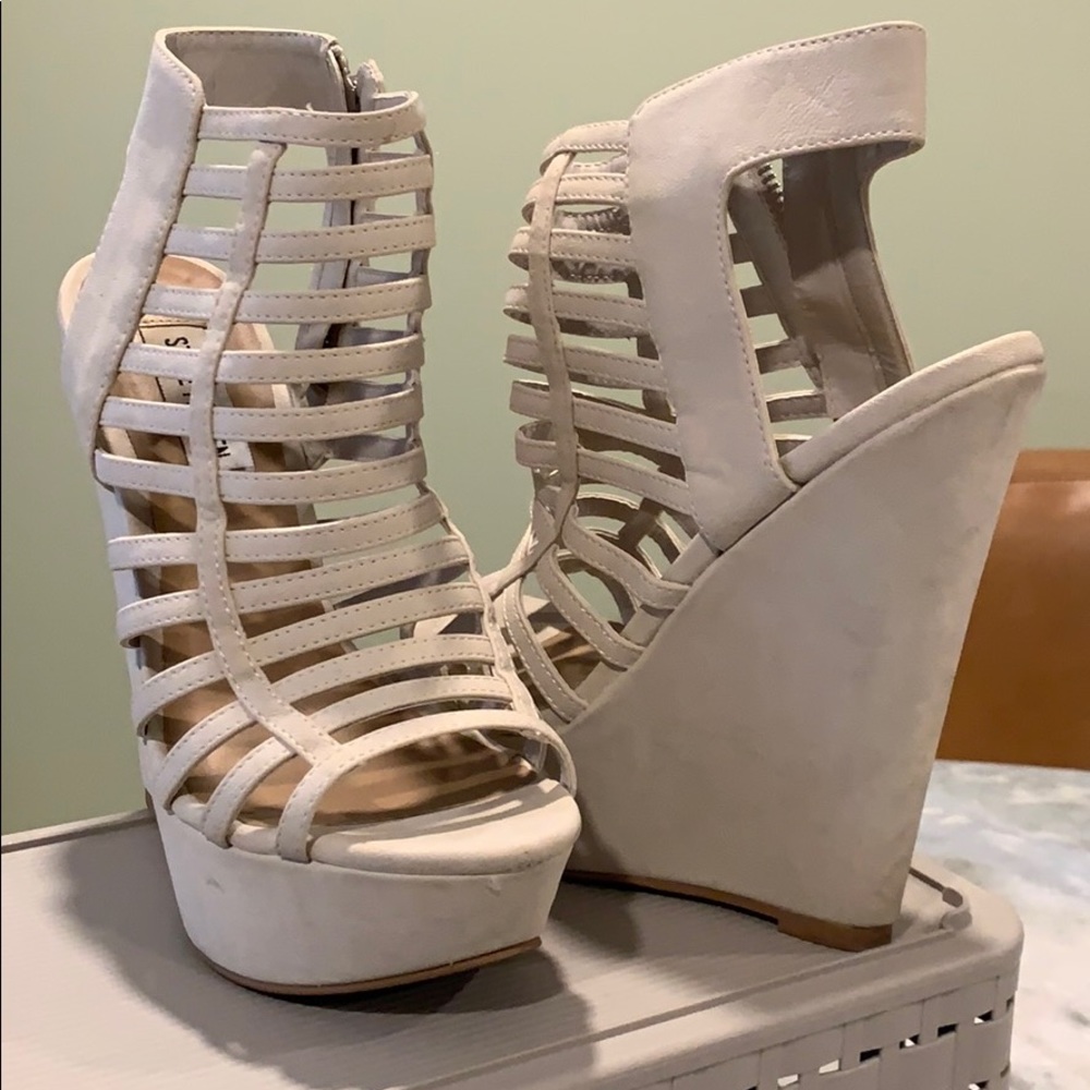 Steve Madden Xpert wedges